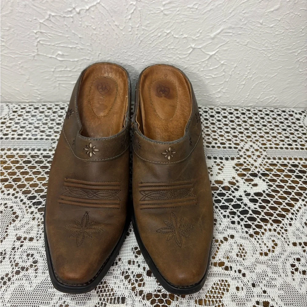 Ariat Brown Leather Embroidered Clogs - Picture 2 of 7